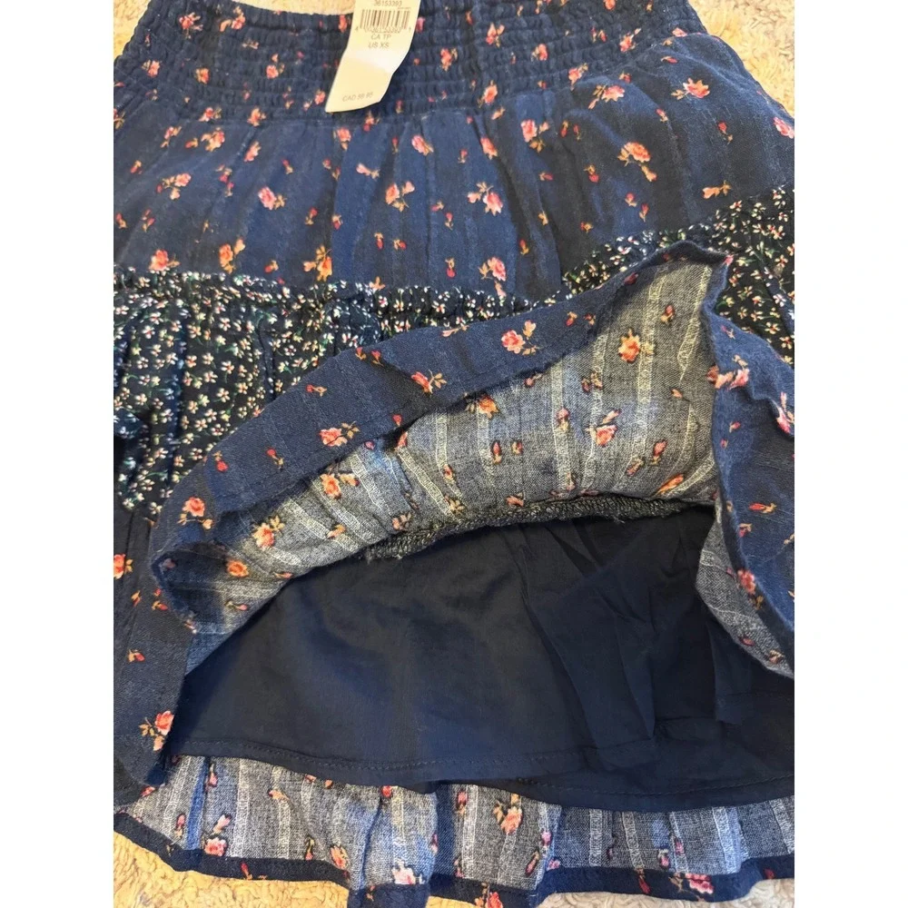 American Eagle Outfitters tiered mini